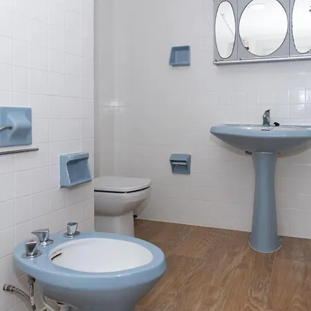 Lider, 12º-a Atico * 库列拉