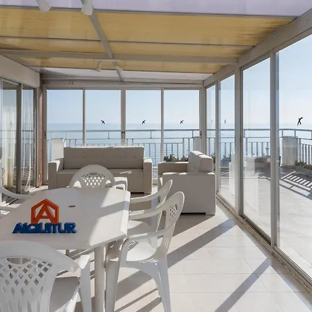 Lider, 12º-a Atico *